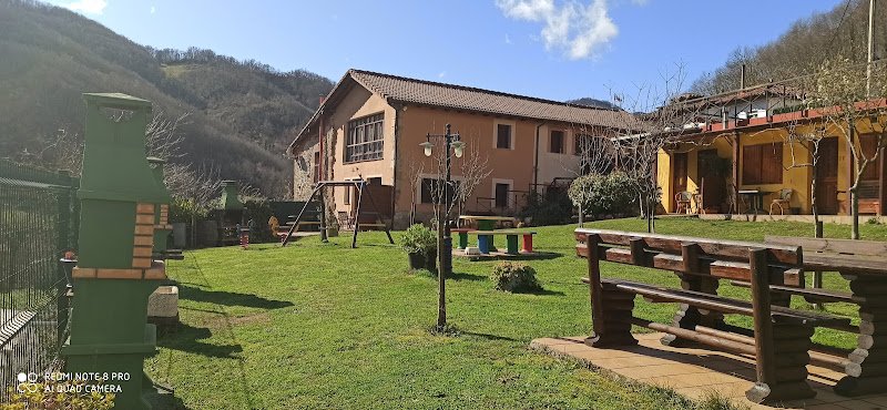 Apartamentos rurales Balcón Real Senda del Oso - ()
