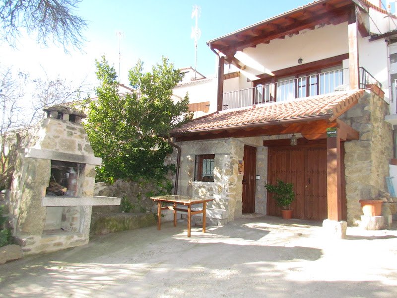 Casa Rural la Piedra del Mediodía de Gredos - ()