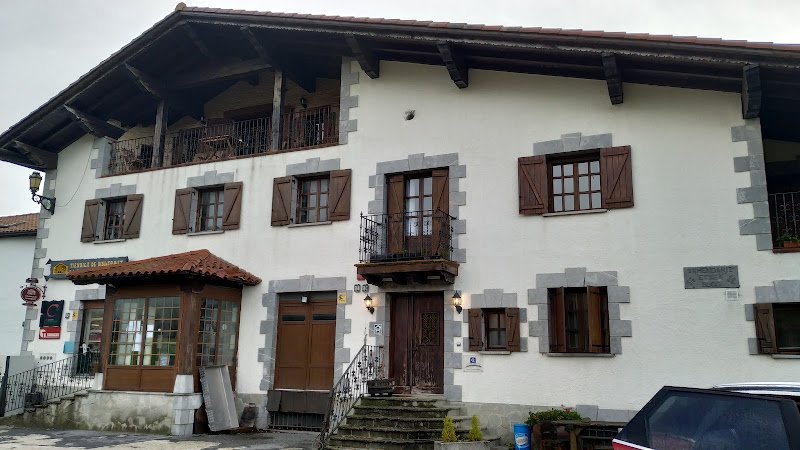Casas rurales Maitetxu y Orreaga - ()