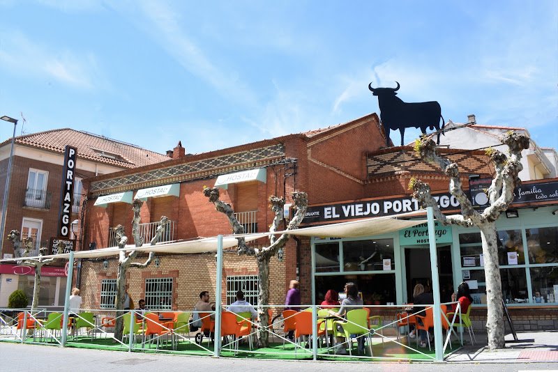 El Portazgo | Hostal & Cafetería en La Cistérniga - ()