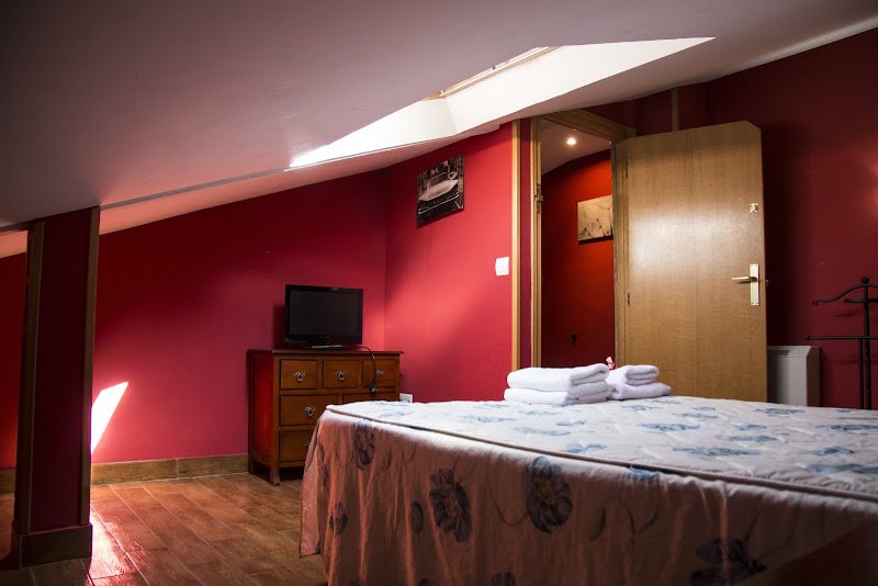 Hotel en Madrid Sierra, Apartahotel CollaRubio - ()