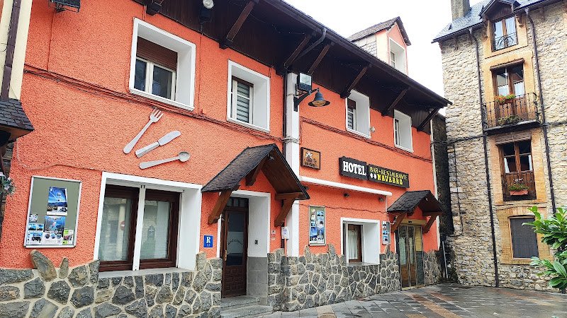 Hotel NAVARRO - ()