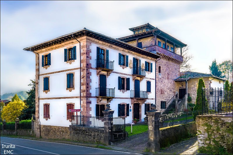 Hoteles en Baztan | Palacio Jaureguia (Irurita – Navarra) - ()