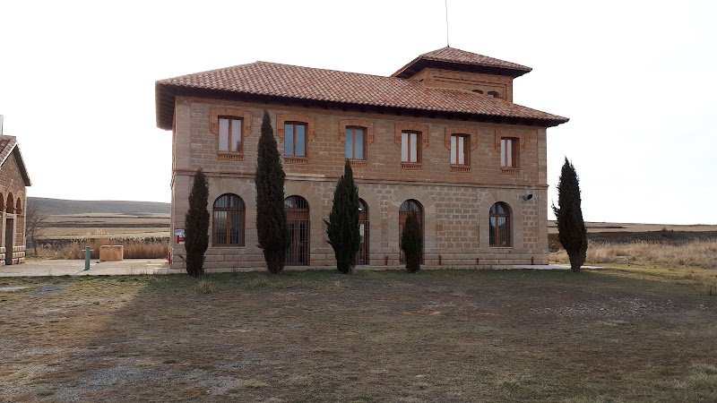 La Antigua Estación de Perales del Alfambra - ()