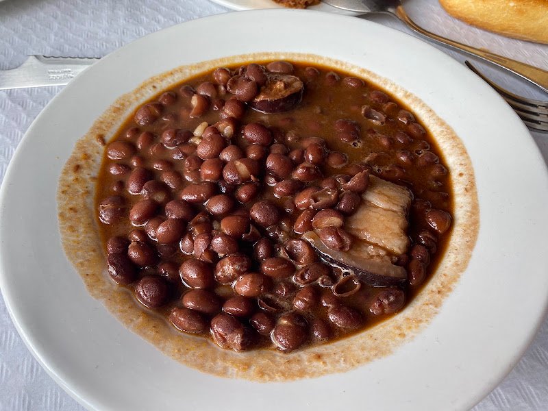 Los Nogales - ()