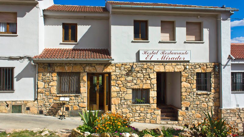 Restaurante y Hotel Rural El Mirador de Atienza - ()