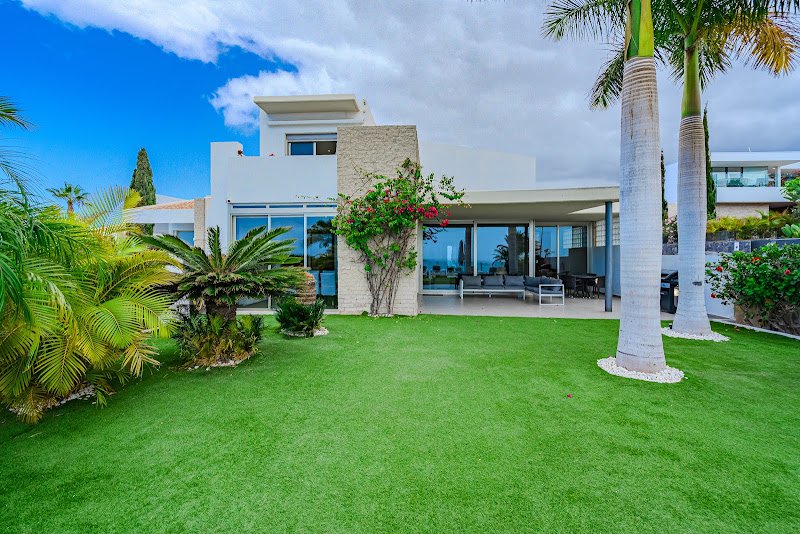 Villa Eleonora, Luxury Villa in Adeje, Tenerife - ()